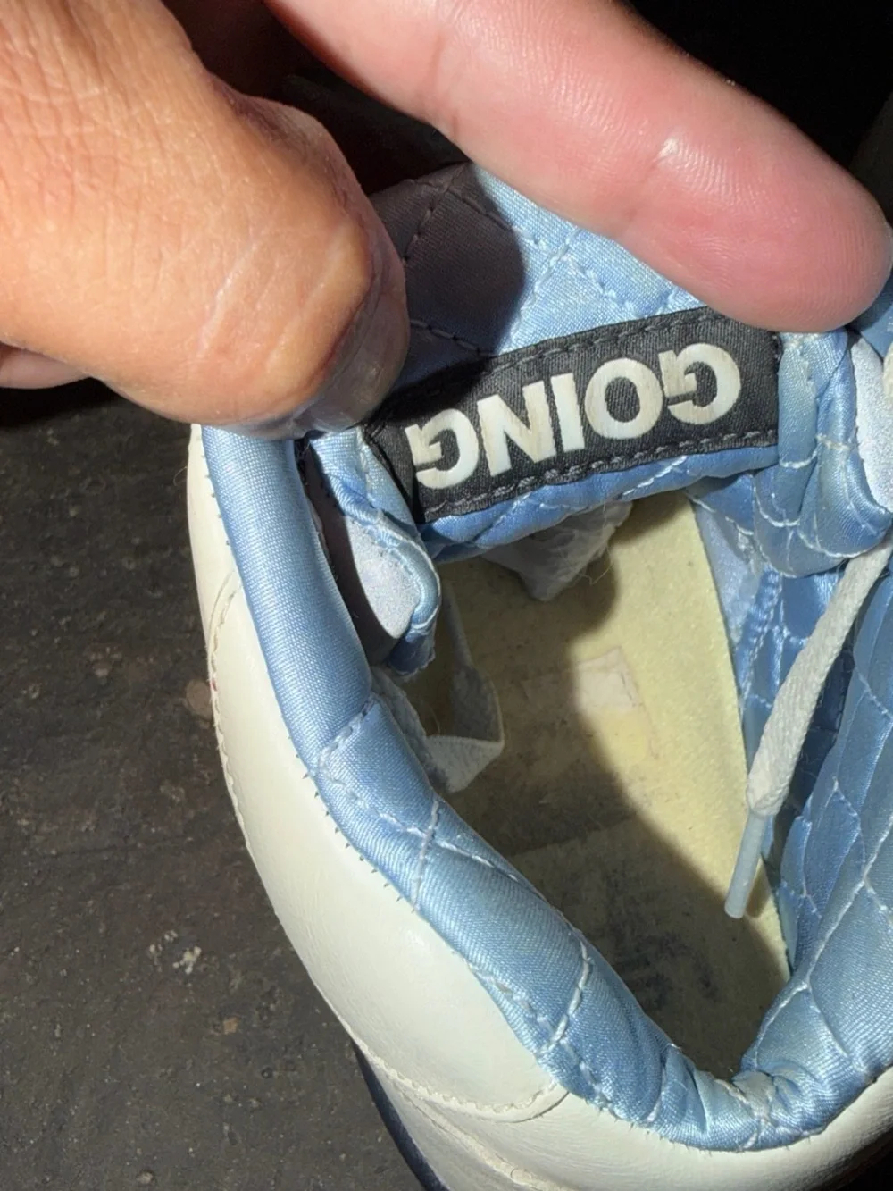 Jordan Low-Top Sneakers in Cream and Light Blue